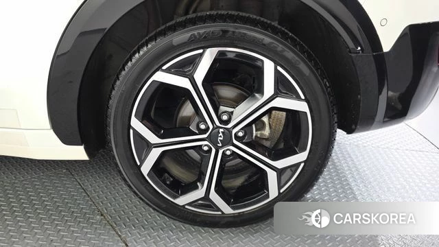 Kia Di Ol Nu Niro id 4657027 из Кореи 13