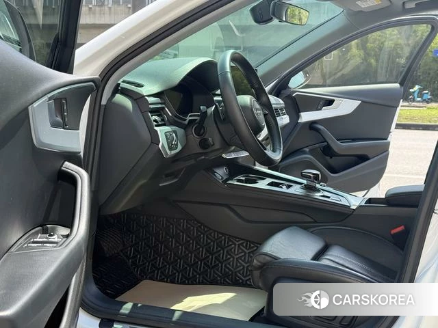 Audi A4L id 4215082 из Китая 13