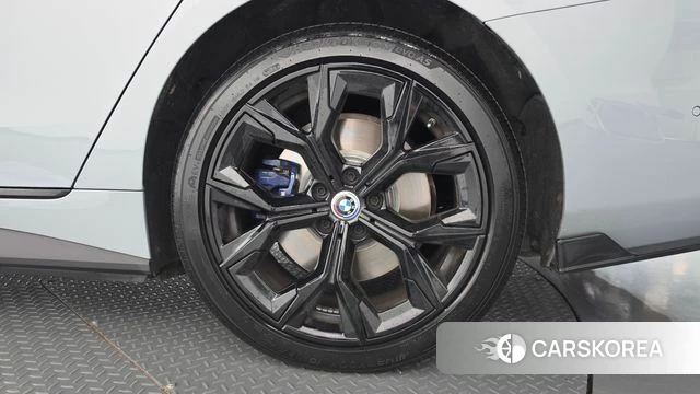 BMW i4 id 4676022 из Кореи 13