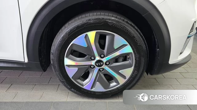 Kia Niro EV id 4310562 из Кореи 13