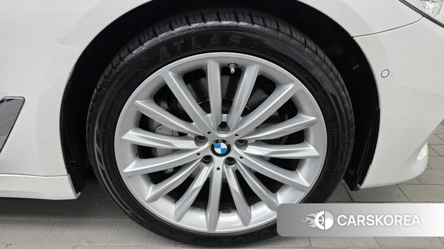 BMW 5 Series (G30) id 4633041 из Кореи 13
