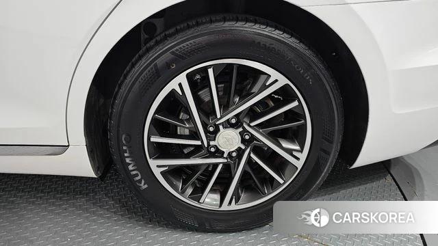 Hyundai The New Grandeur IG id 4894903 из Кореи 13