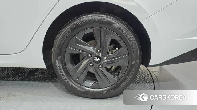 Hyundai Avante Hybrid (CN7) id 4922990 из Кореи 13