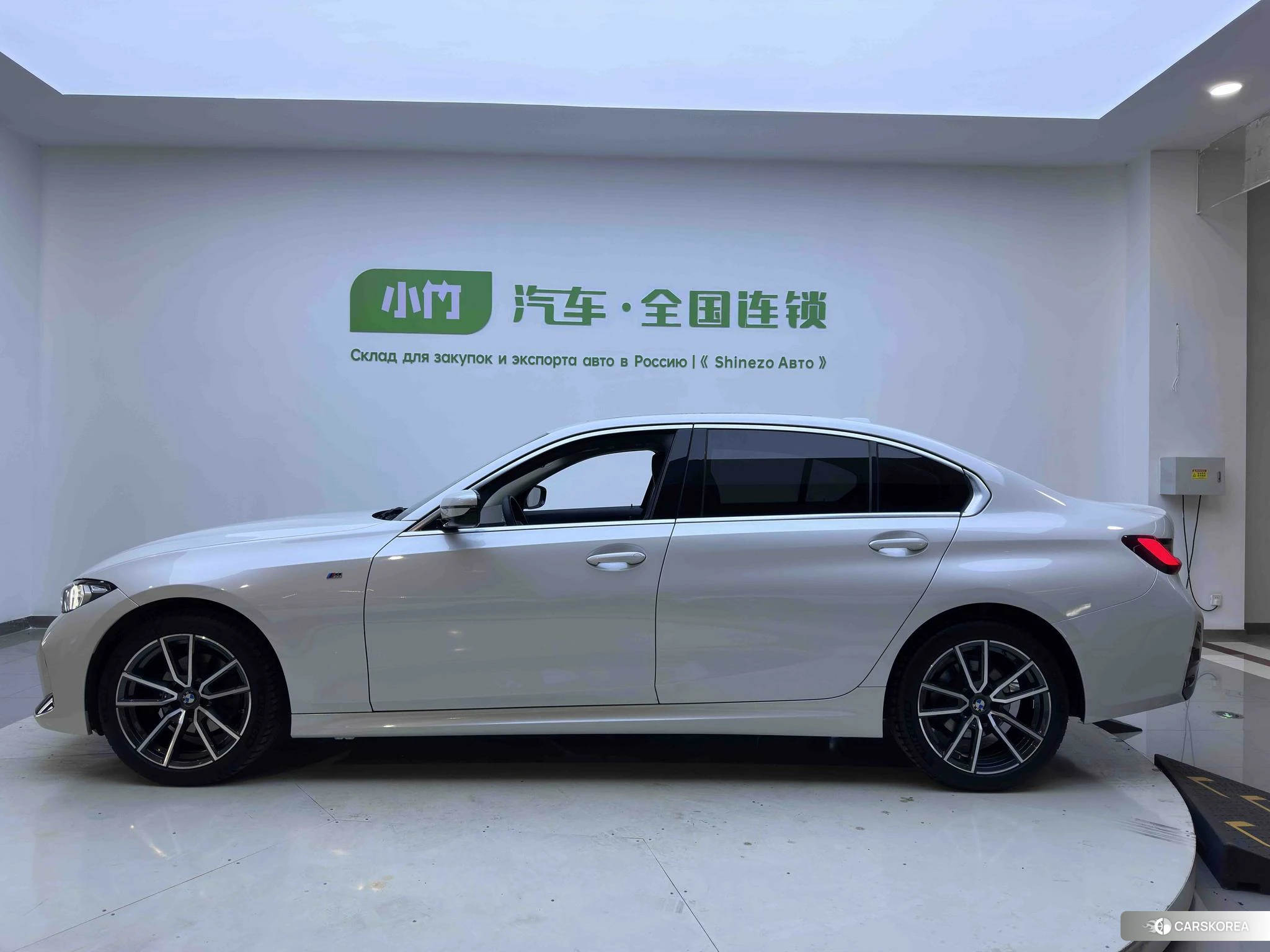 BMW 3 series id 4413387 из Китая 13