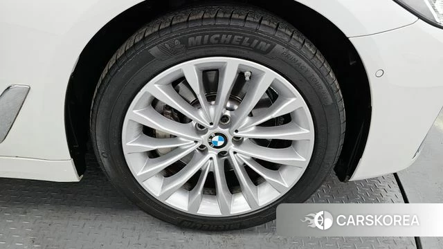 BMW 5 Series (G30) id 4402583 из Кореи 13
