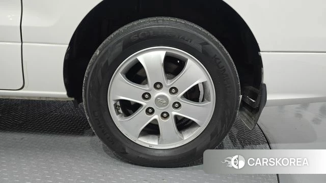 Hyundai The New Grand Starex id 4937262 из Кореи 13