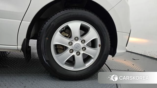 Hyundai The New Grand Starex id 4637847 из Кореи 13