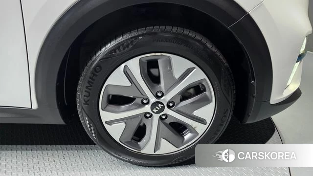 Kia Niro EV id 4202901 из Кореи 13