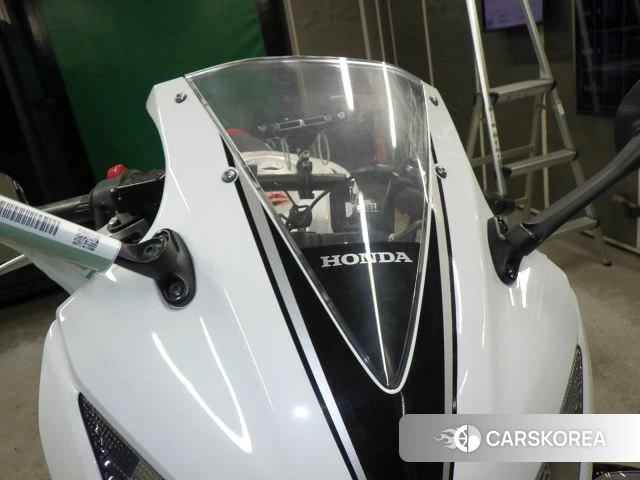 Honda CBR250R id 4184325 из Японии 13