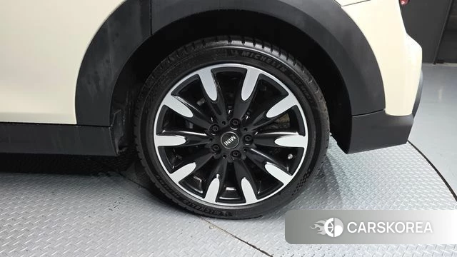 Mini Cooper S id 4750386 из Кореи 13