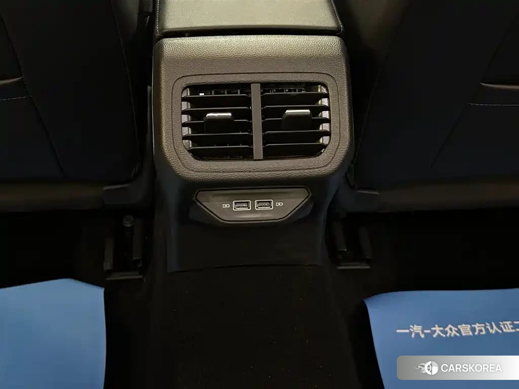 Volkswagen Bora id 4570738 из Китая 13