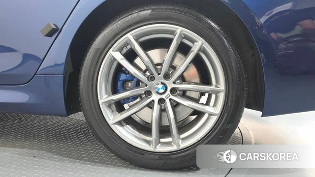 BMW 5 Series (G30) id 4895637 из Кореи 13