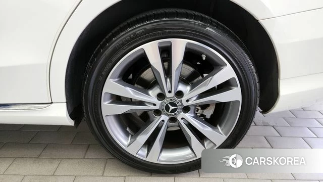 Mercedes-Benz C-Class W205 id 4396944 из Кореи 13