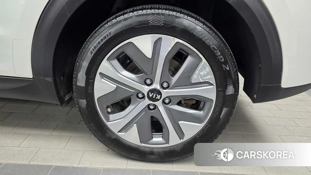 Kia Niro EV id 4780473 из Кореи 13
