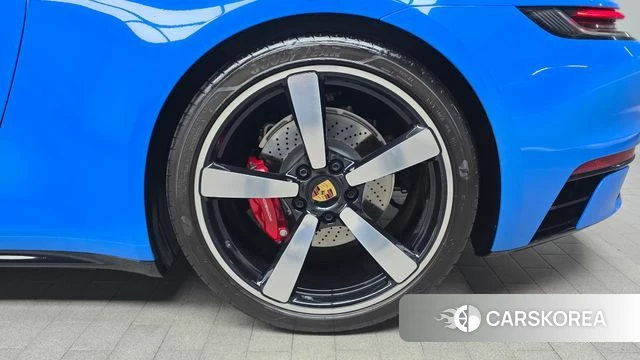 Porsche 911(992) id 4375743 из Кореи 13
