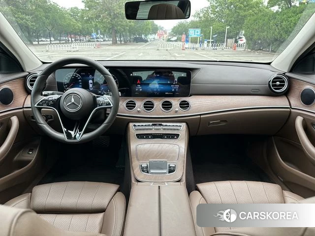 Mercedes-Benz E-class id 4393247 из Китая 13