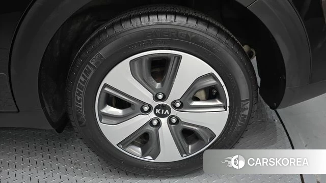 Kia The New Niro id 4294006 из Кореи 13