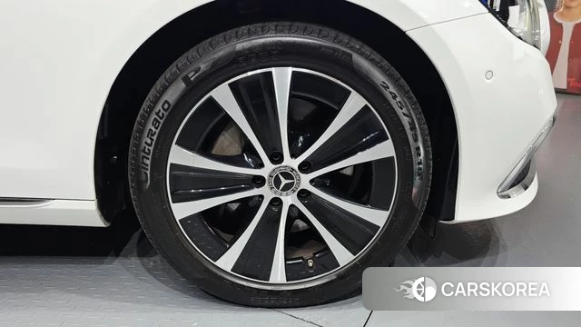 Mercedes-Benz E-Class W213 id 4244857 из Кореи 13