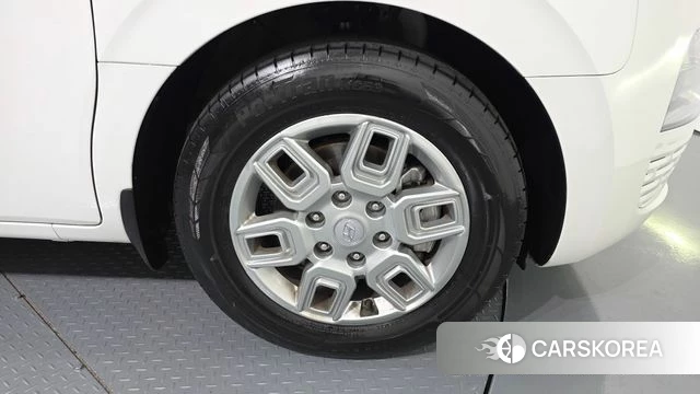 Hyundai Staria id 4302438 из Кореи 13