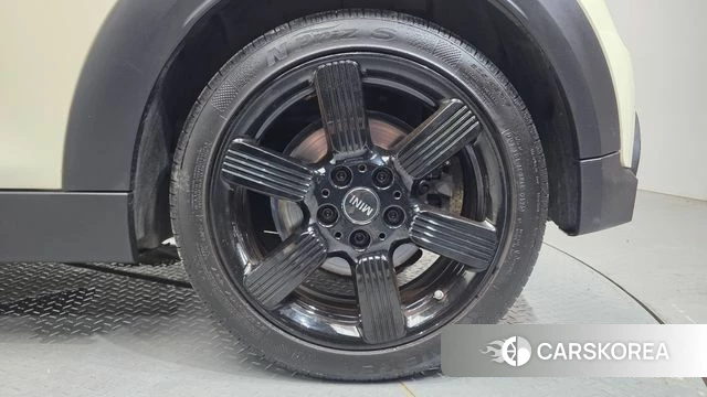 Mini Cooper S Convertible id 4631959 из Кореи 13