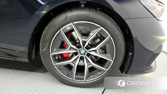 BMW 5 Series (G60) id 4242996 из Кореи 13