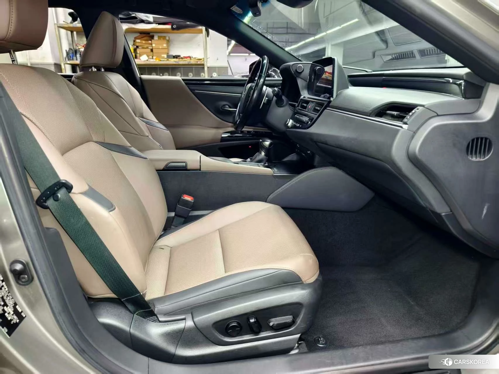 Lexus ES id 4467930 из Китая 13