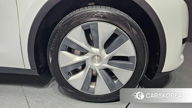 Tesla Model Y id 4414627 из Кореи 13