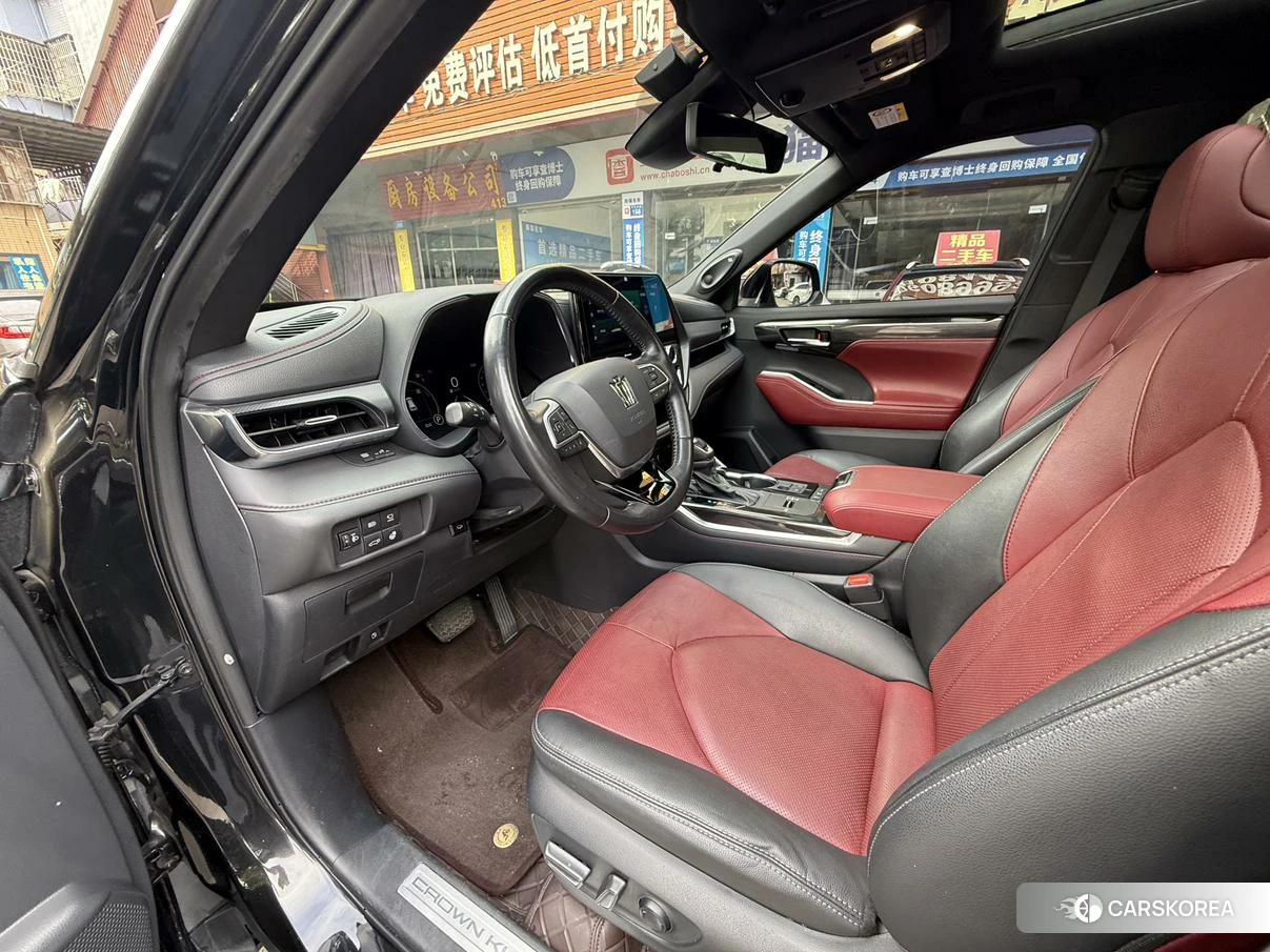 Toyota Crown id 4514984 из Китая 13