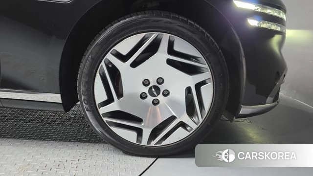 Genesis G90 (RS4) id 4792629 из Кореи 13