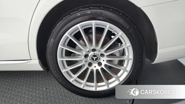 Mercedes-Benz E-Class W213 id 4586414 из Кореи 13