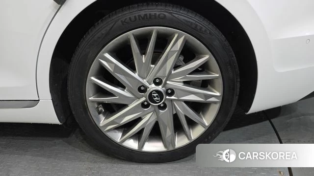 Hyundai The New Grandeur IG id 4410618 из Кореи 13