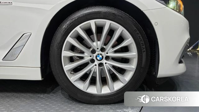 BMW 5 Series (G30) id 4755459 из Кореи 13