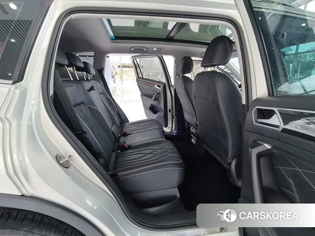 Volkswagen Tiguan L id 4258778 из Китая 13