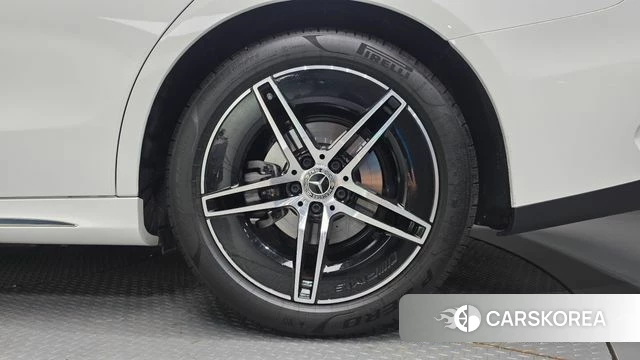 Mercedes-Benz E-Class W214 id 4617348 из Кореи 13