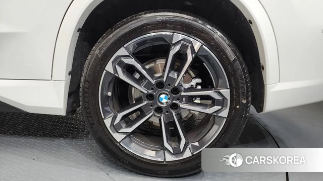 BMW X1 (U11) id 4194070 из Кореи 13