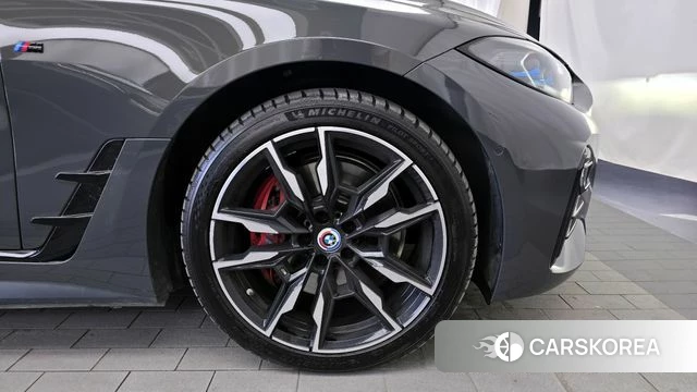 BMW i4 id 4388387 из Кореи 13