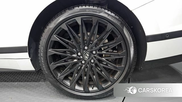 Hyundai Grandeur (GN7) id 4185753 из Кореи 13