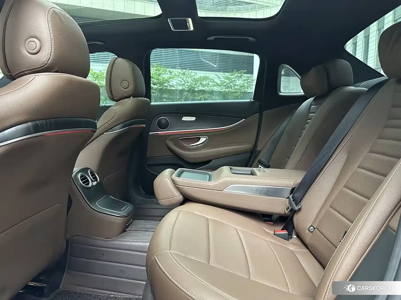 Mercedes-Benz E-Class id 4629579 из Китая 13