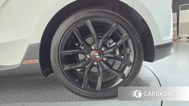 Hyundai Veloster (JS) id 4430528 из Кореи 13