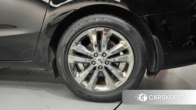 Kia All New Carnival id 4638345 из Кореи 13