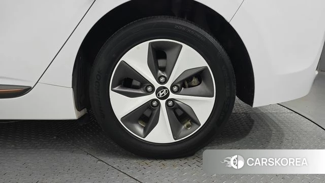 Hyundai Ionic Electric id 4345795 из Кореи 13