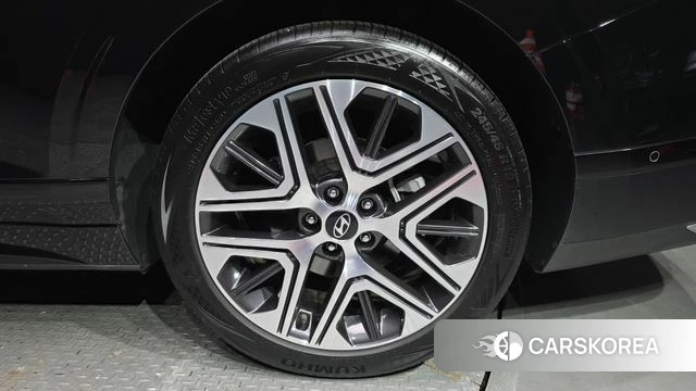 Hyundai Grandeur (GN7) id 4847335 из Кореи 13