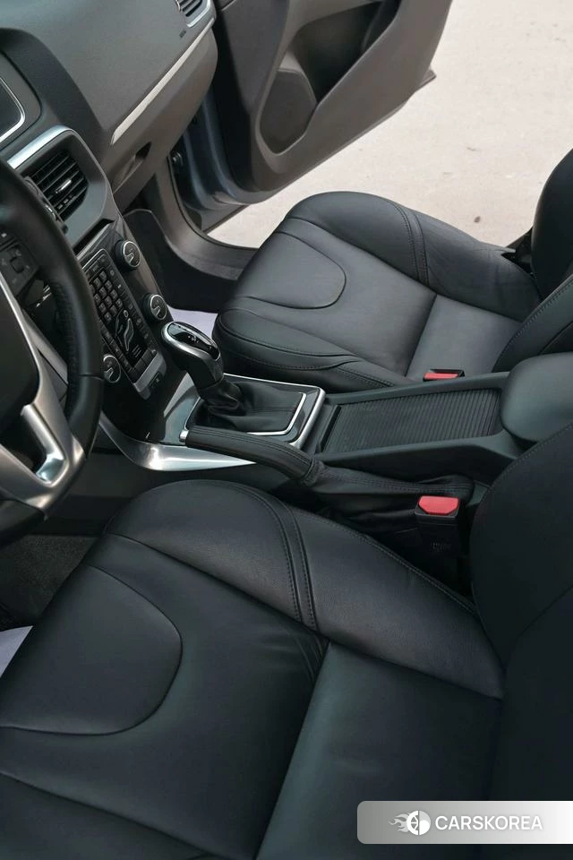 Volvo V40 id 4210924 из Китая 13