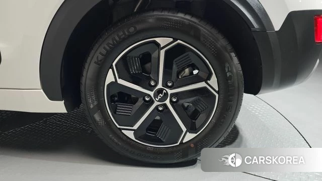 Kia Di Ol Nu Niro id 4719635 из Кореи 13