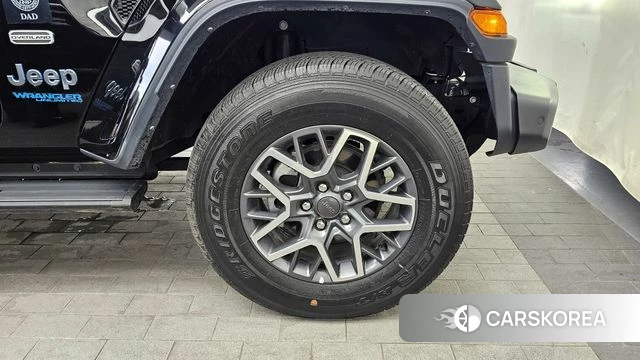Jeep Wrangler (JL) id 4302941 из Кореи 13