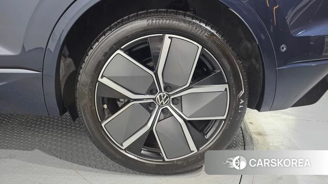 Volkswagen Touareg 3rd generation id 4879882 из Кореи 13