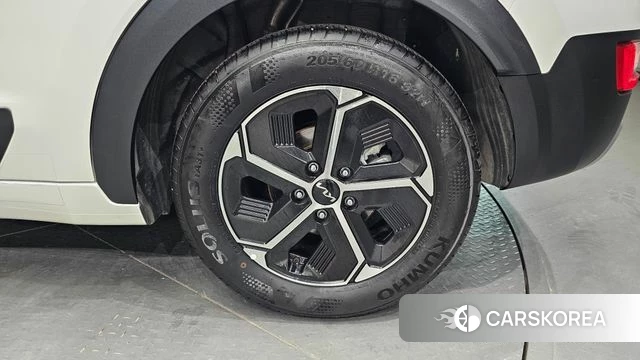 Kia Di Ol Nu Niro id 4744684 из Кореи 13