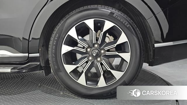 Kia Carnival 4th generation id 4631916 из Кореи 13