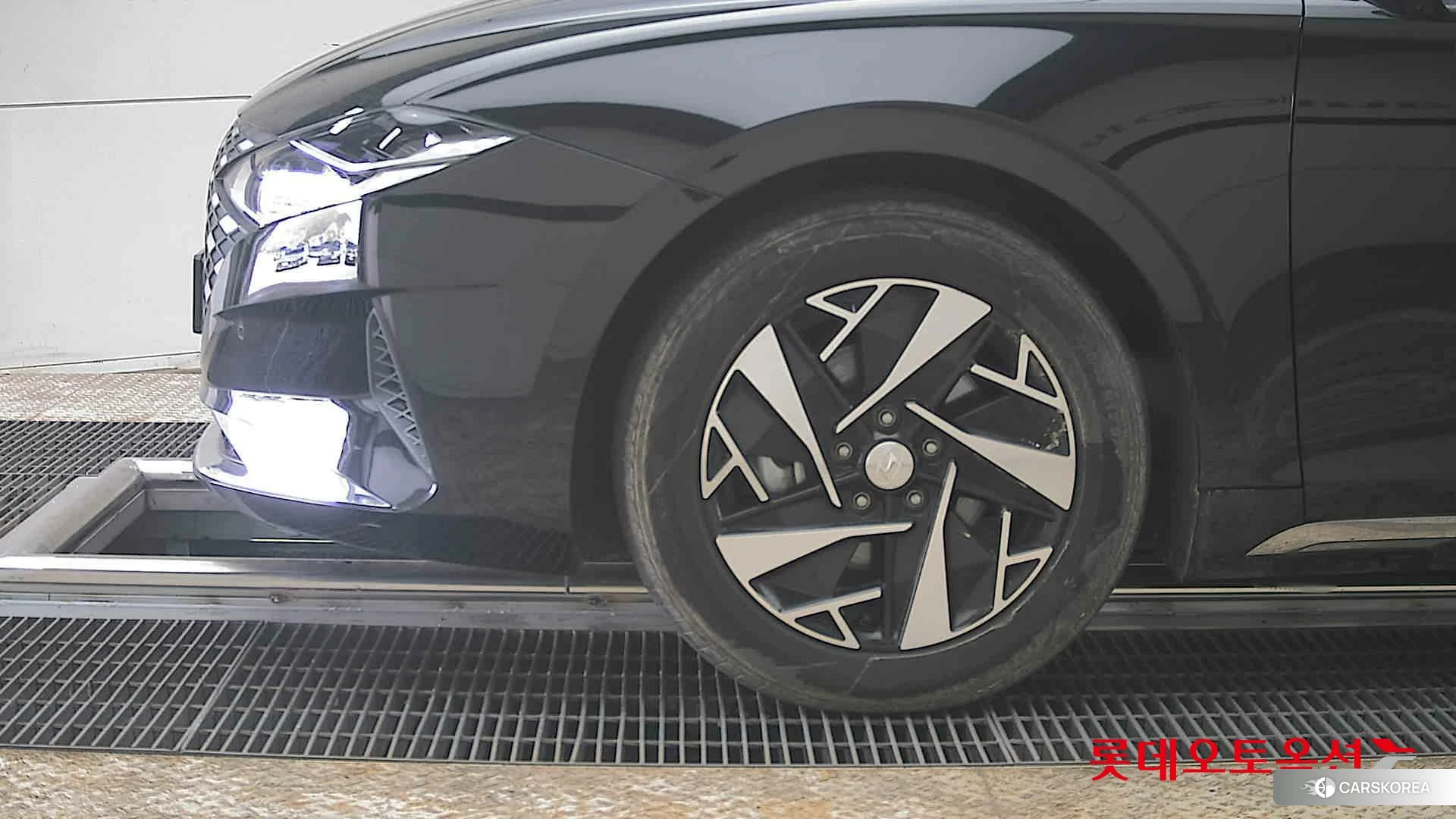 Hyundai Grandeur Hybrid id 3888362 из Кореи 13