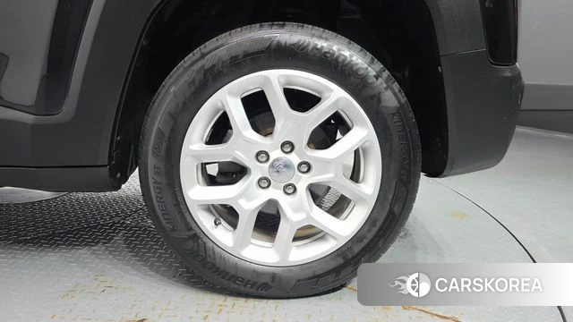 Jeep Renegade id 4581844 из Кореи 13